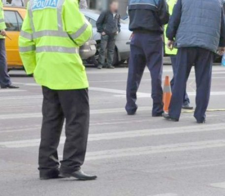 Bătrân lovit grav pe trecerea de pieton